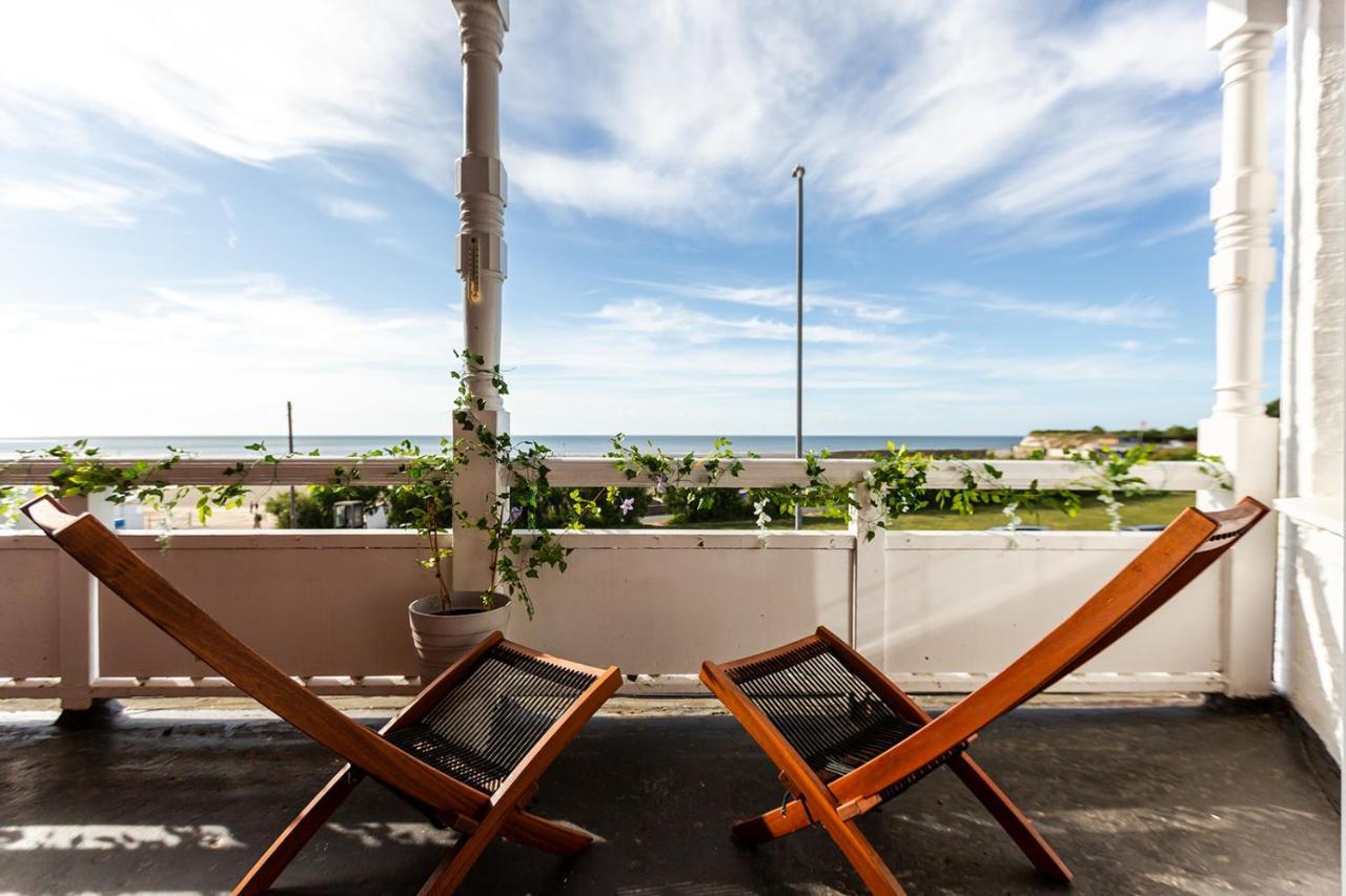 A View Of The Bay- Panoramic Sea Views- Sleeps 4 Apartment Westgate-on-Sea Bagian luar foto